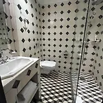 Du Continent Hotel 3*
