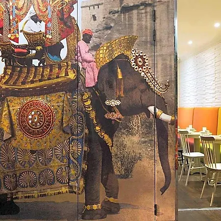 Hotel Du Continent 3*