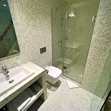 Hotel Du Continent Parijs