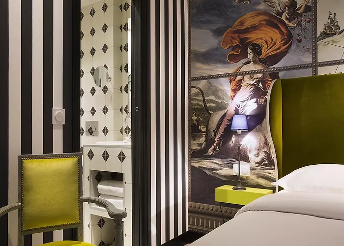 Hotel Du Continent París