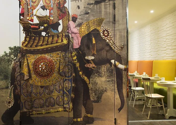 ホテル デュ コンティナン パリ