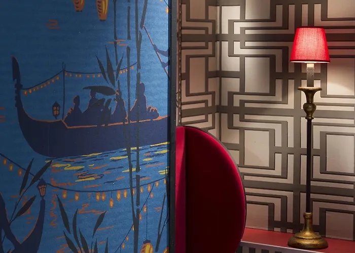 ホテル デュ コンティナン パリ