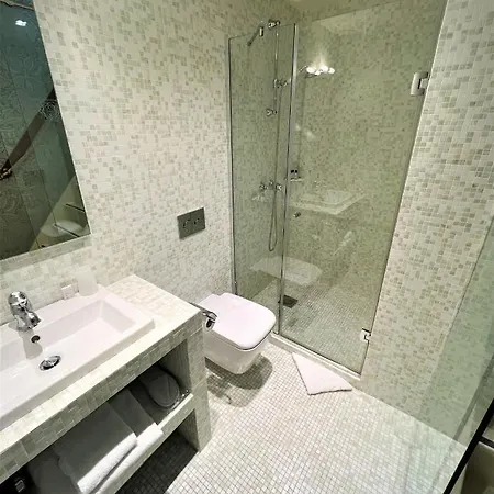 Szálloda Du Continent Párizs