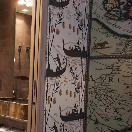 מלון Du Continent 3*